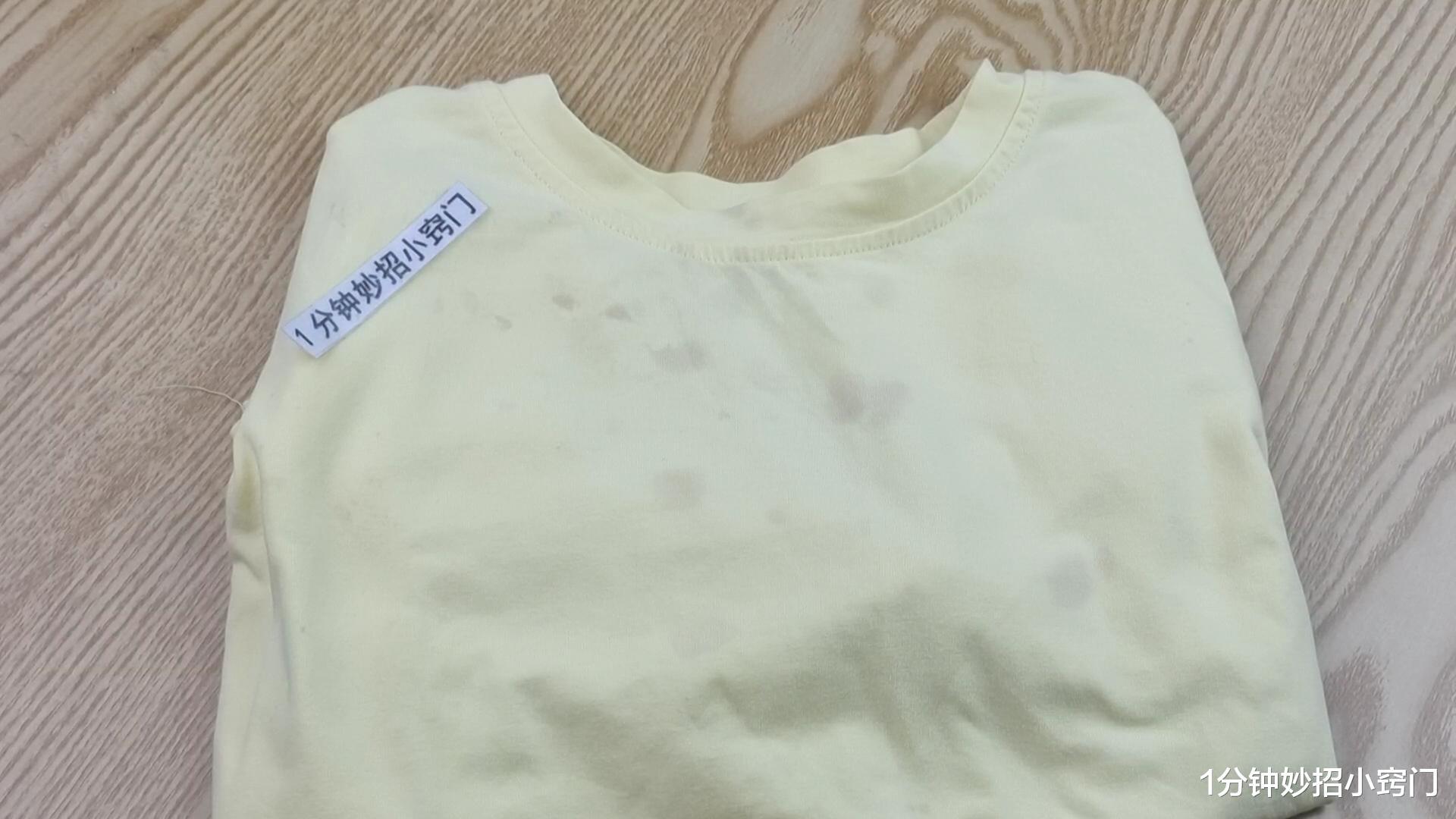 |不管多穷困潦倒，这3种衣服不能留在衣柜，快扔掉，早知早受益