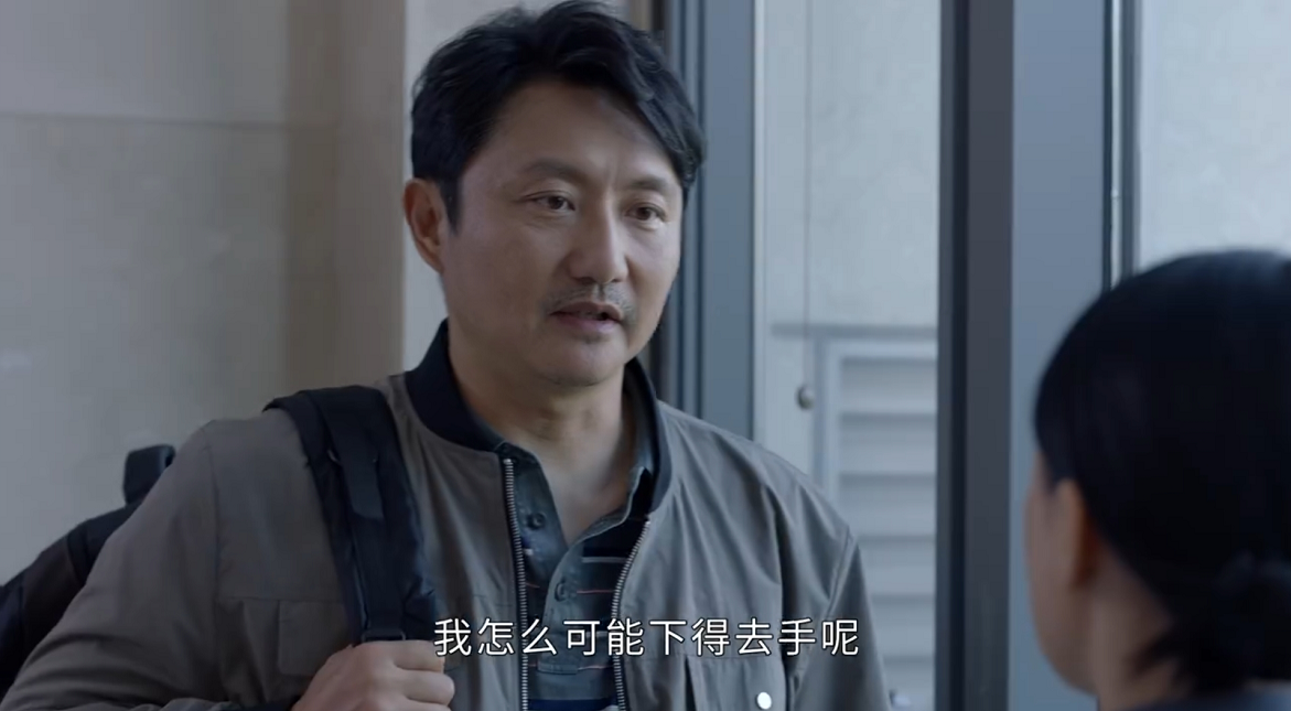 刘小敏|放下饭碗就骂娘的金家俊，他的人生注定因无知沦为父亲的赚钱工具