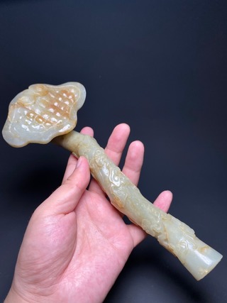 和田玉籽料|清中期 和田玉籽料 灵芝如意