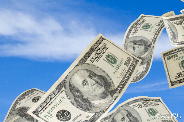 陈大美妮儿 被狂热追求61天，中年女人的情感需求，被小鲜肉拿捏得死死的