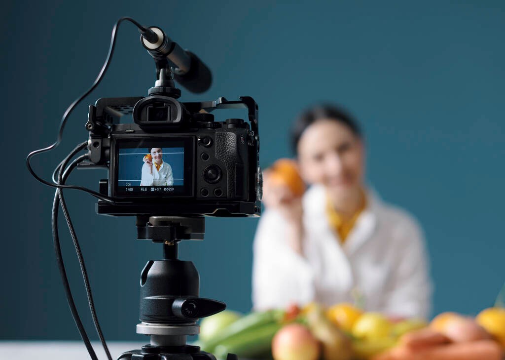 高血脂|吃一口“等于”喝5斤白酒,内科医生:高血脂的人要绕开,不然自毁血管