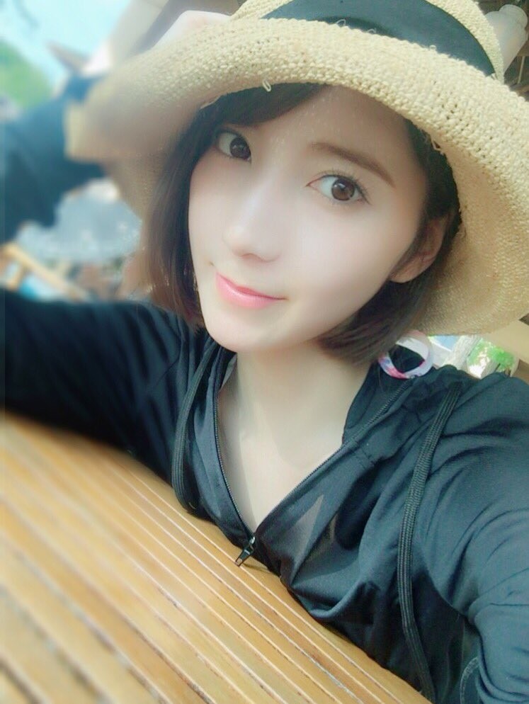 短发|清纯漂亮的短发美女