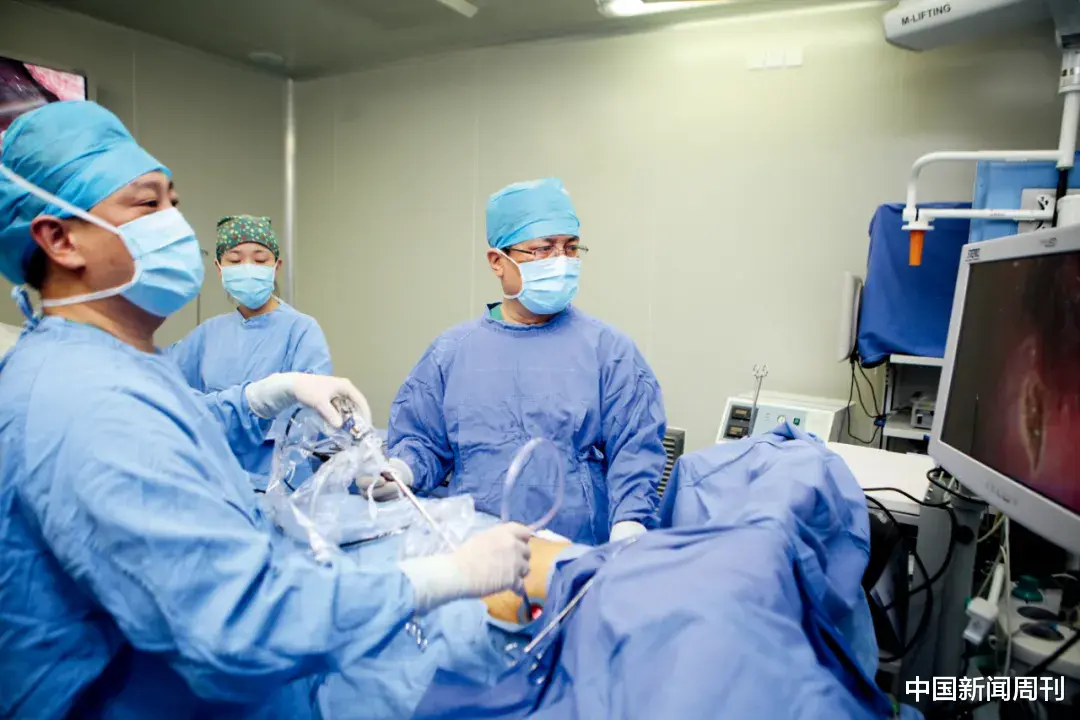 中国新闻周刊 癌症成为慢性病：带癌生存如何实现