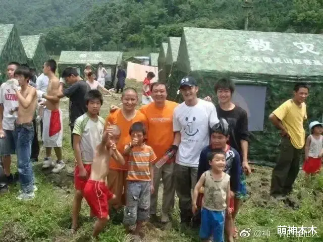 琅琊榜|韩红赴河南救灾被质疑作秀，车子底盘低还拉横幅，和吴京对比明显