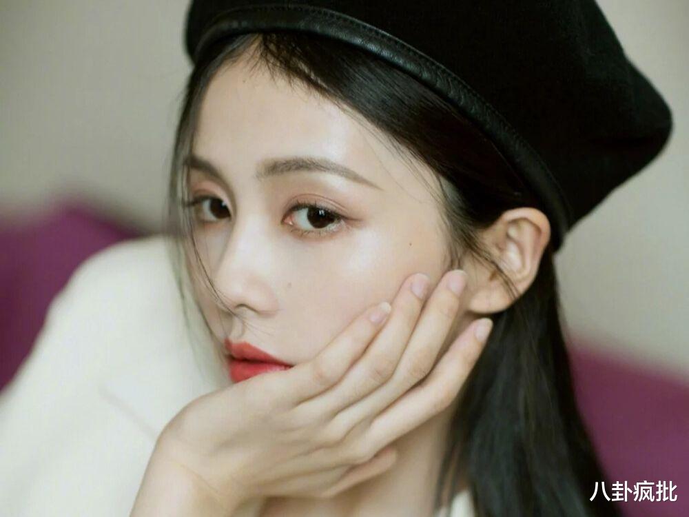 迪丽热巴|林志颖蹦面子，迪丽热巴休息，网红白鹿，丁程鑫盯梢，王一博冲奖