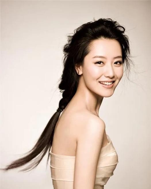 白冰|怦然再心动：白冰，被同性恋骗婚，成年人的世界，连哭都要躲起来