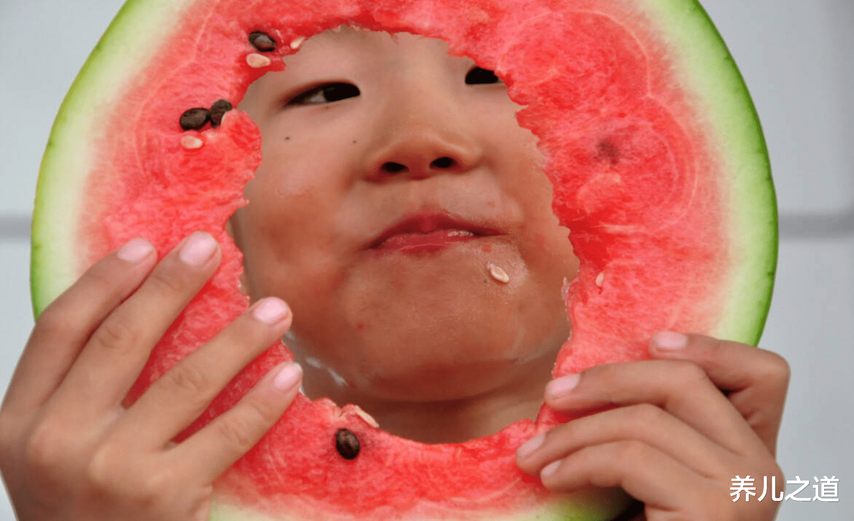 养儿之道|夏季这些水果家家户户都有，但孩子吃多容易拉肚子，脾胃负担不起