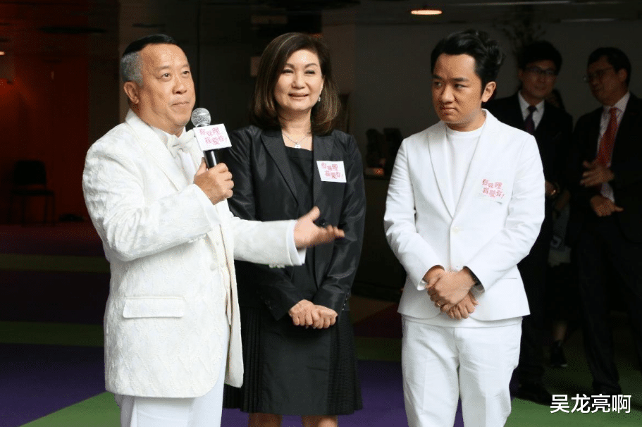 王祖蓝|王祖蓝不再遮掩，揭露婚姻真实内幕：对不起，让你们失望了