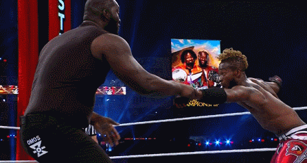 wwe|莱斯利“痛扁锁”强势锁晕德鲁，现象级大师实现WWE大满贯！