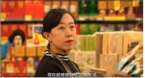 杨丽娟|为追刘德华至家破人亡，守身如玉42年的杨丽娟，如今变化巨大