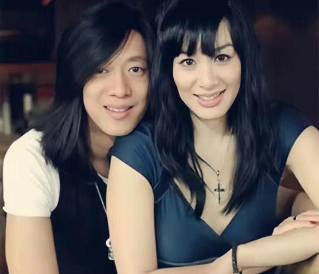 机加工分享赵工|错过周星驰，三婚两离，嫁小13岁老公的钟丽缇真的幸福吗？