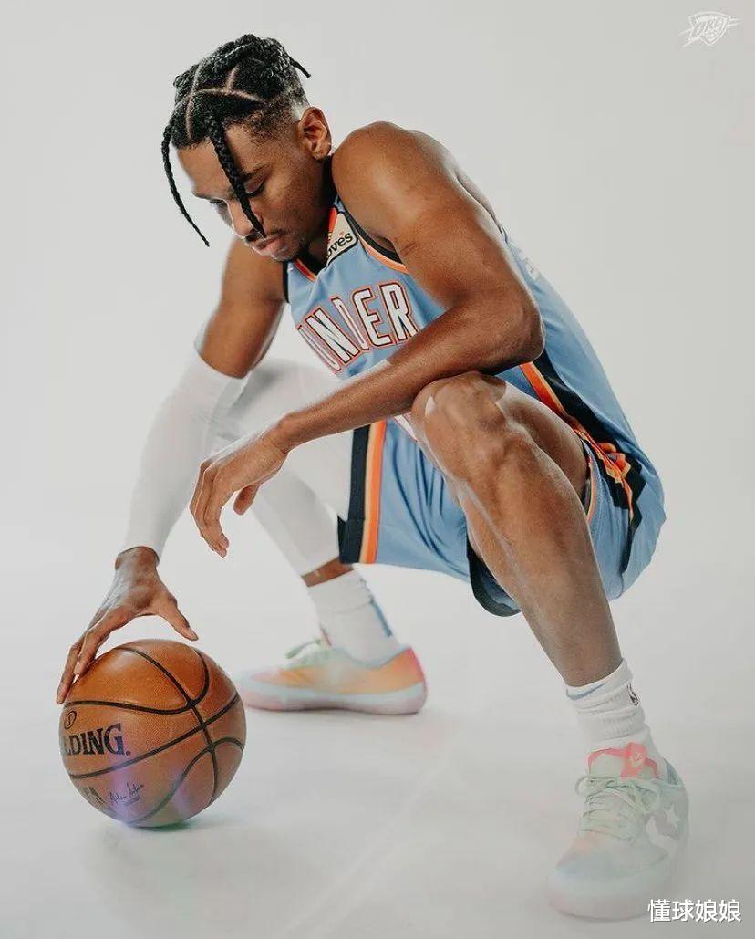 太阳队|没了！连输三场！跌出西部前8！这赛季又要摆烂了？