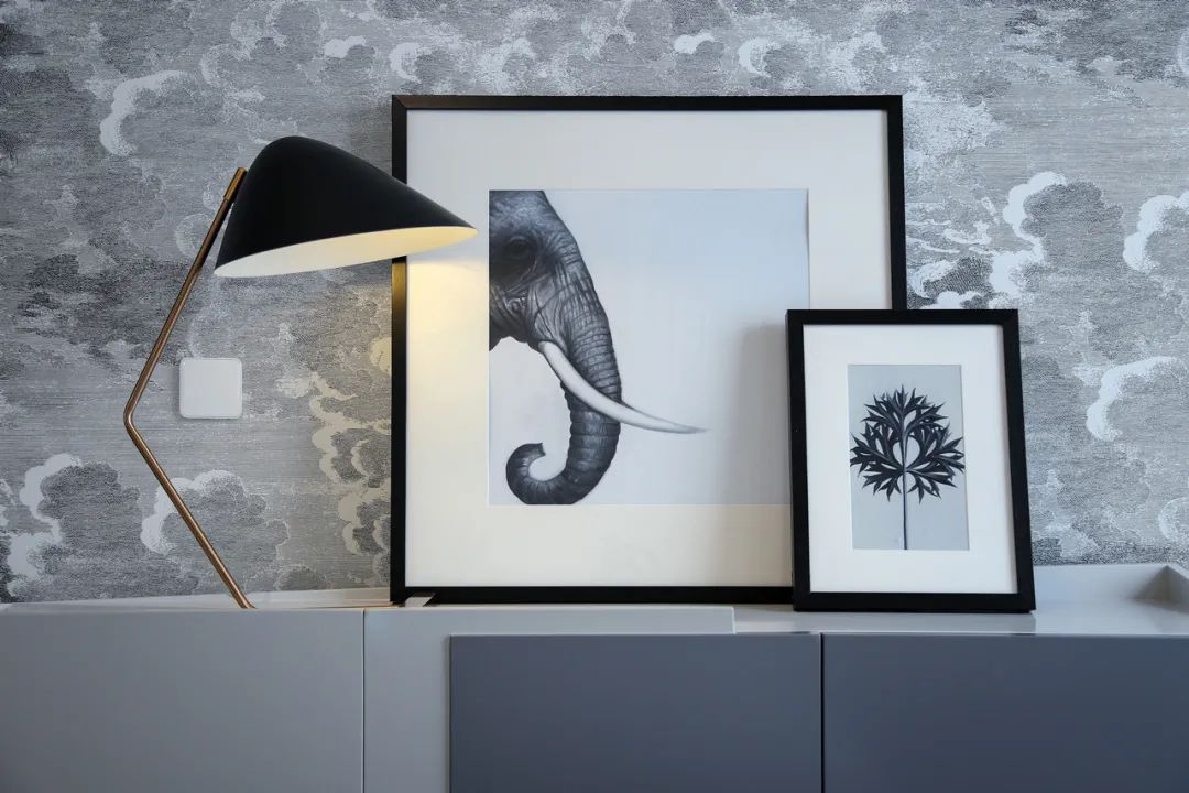 砸开半面墙露出大厨房，这个148m2小三房好看又实用！