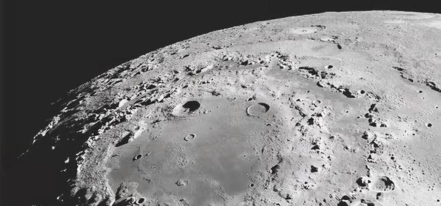 月球|远隔38万公里，从月球上眺望地球，为什么宇航员会感觉到恐惧？