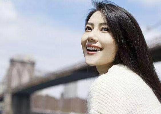 高圆圆|高圆圆已经42岁高龄又怀孕了，婚前四段情史，婚后被公公调教