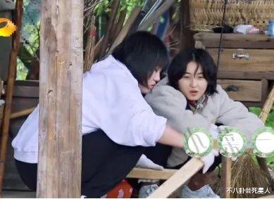 李雪琴|《向往》迎来直爽女嘉宾，一来就干活钓鱼做凳子，还大方自揭老底