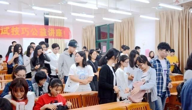 家有二宝育儿|大学生毕业后没有直接工作,档案该何去何从?应届生别再一无所知