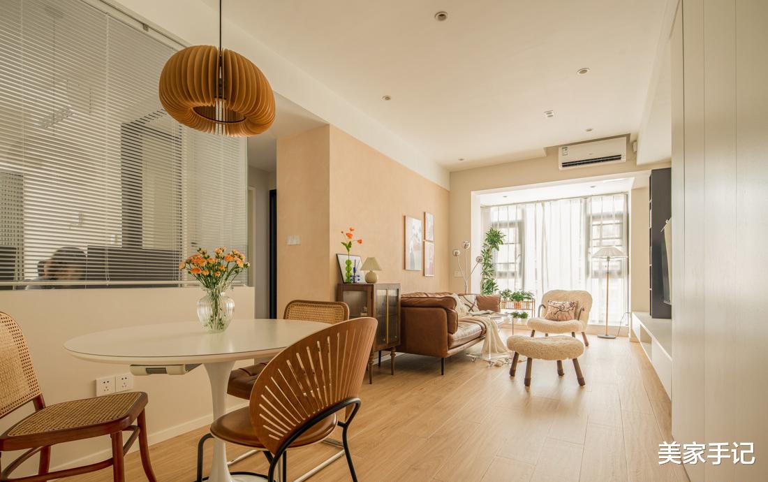 她家不豪华，可一进门就把我迷住，80㎡的家太温馨治愈了！晒一晒