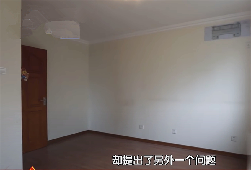 卧室|北漂小夫妻买房上当！64㎡房里全是死角只有卧室能用，网友：少见