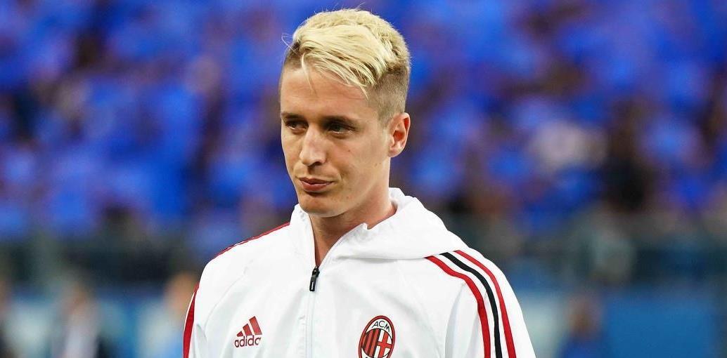 孔蒂|(zhì)即將告別米蘭！紅黑玻璃人遭皮奧利棄用，失意離開圣西羅已成定局