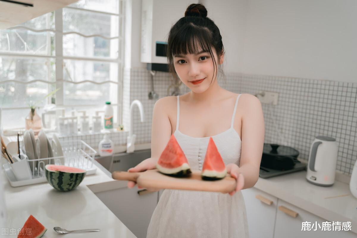 鹿小鹿情感|女人出轨，被发现后的第一反应是什么？想法绝了