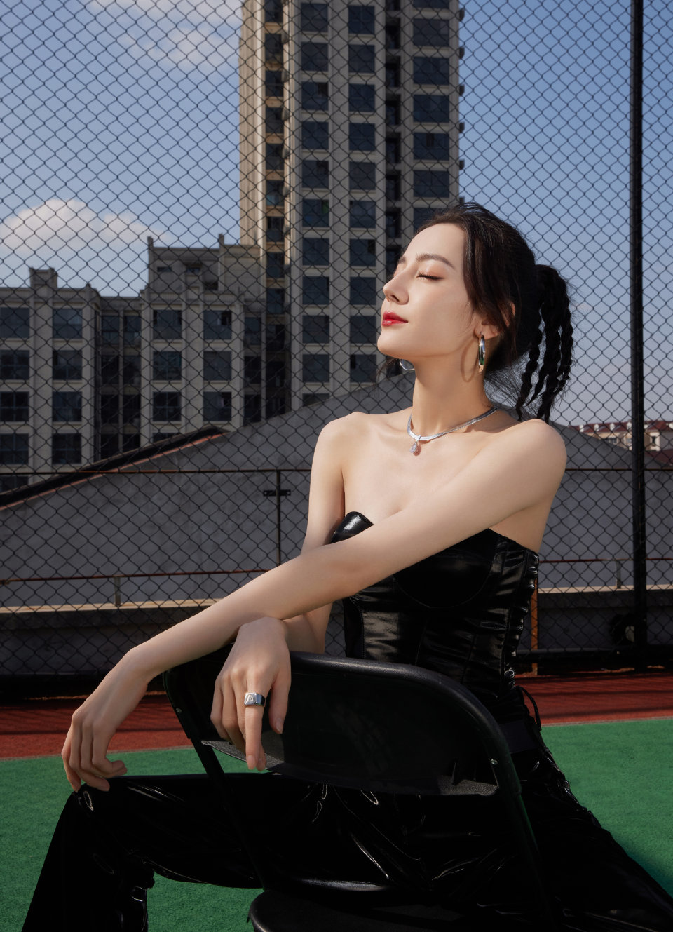 迪丽热巴|#迪丽热巴魅影闪电妆造型#