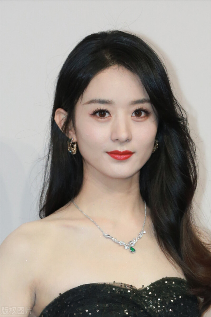 赵丽颖|王思聪再次表白赵丽颖，却被林更新抢了风头，赵丽颖机智回应获赞