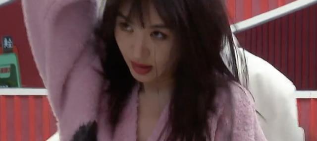 李菲儿|打扰到李菲儿睡美容觉,排舞时看她故意穿啥鞋?确定尊重人