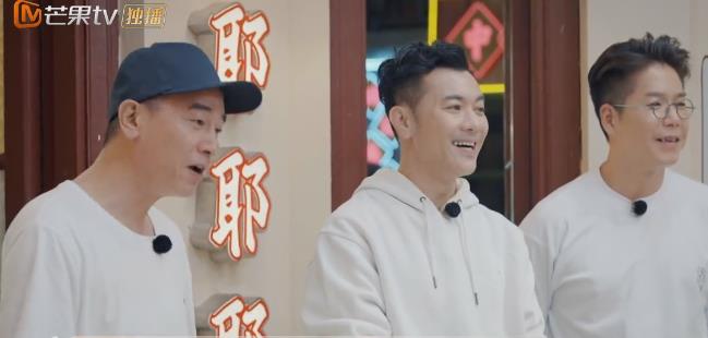 苑琼丹|《大湾仔的夜》惠英红、苑琼丹惊喜探班，含泪捧场太好笑