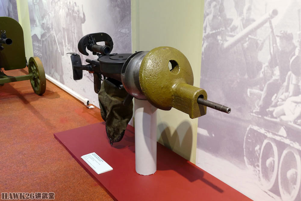 机枪|俄罗斯博物馆展出T-34坦克前列机枪完整状态 复杂程度超乎想象
