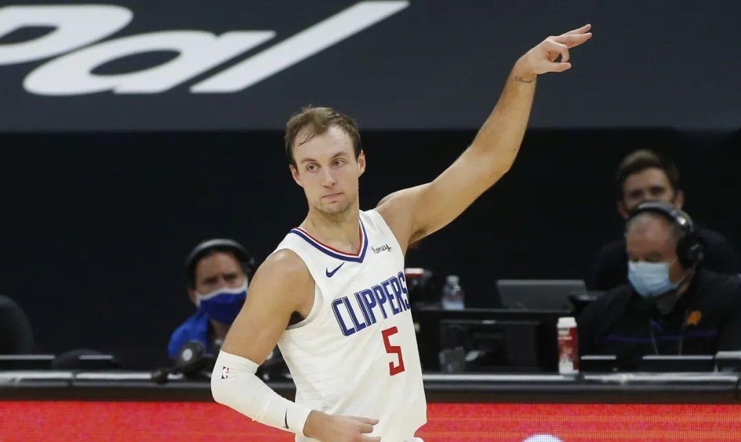 可馨育娃|4年6400万！连火箭都不要！他真的这么菜？