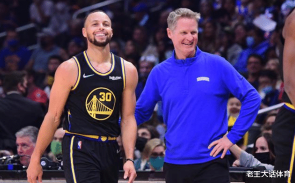 勇士隊(duì)|三戰(zhàn)狂轟85分20籃板，勇士強(qiáng)援霸氣已現(xiàn)！科爾眼光毒辣，要發(fā)財(cái)了