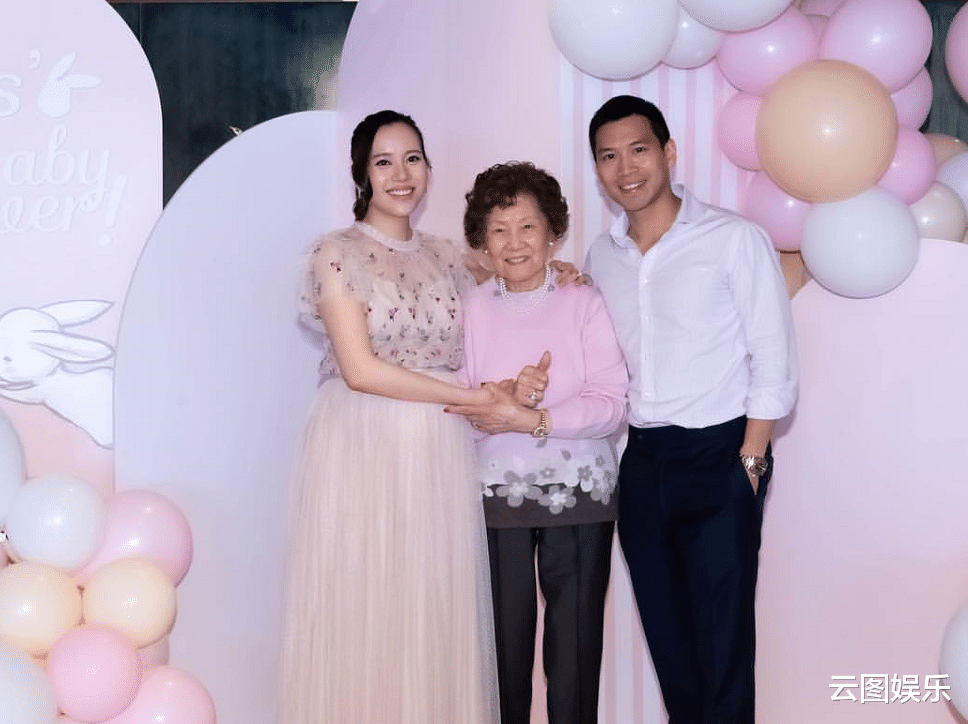 甄子丹|甄子丹小姨子嫁豪门2年怀孕，办奢华产前派对，30位贵妇盛装出席