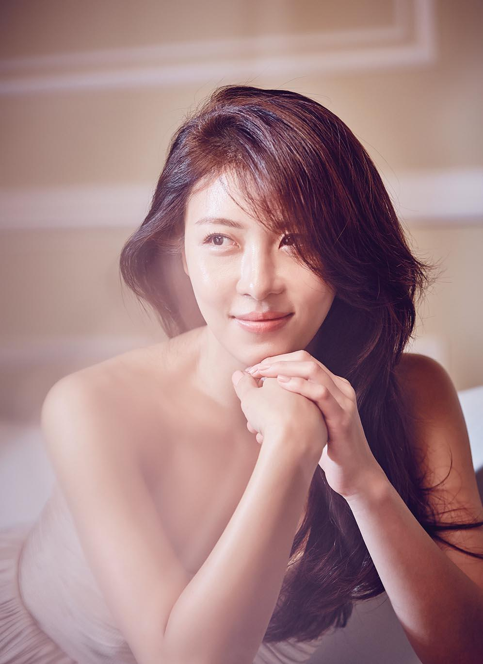 河智苑|突发抑郁，画风诡异，又来一个崔雪莉？