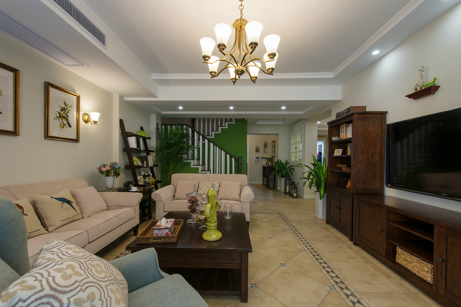 美式风吊顶效果图，风格迥异，却都是我们喜欢的一个家！