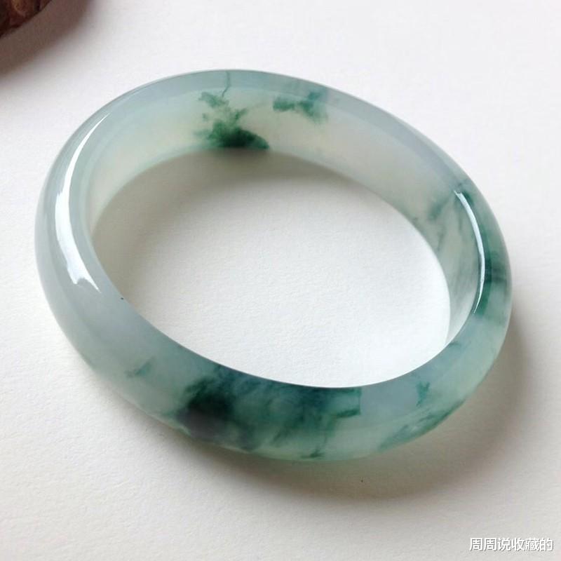 翡翠|B+C货翡翠手镯，你愿意佩戴吗？