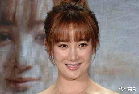 迪丽热巴|盘点娱乐圈颜值崩塌太快的八大女星，谁最让人惋惜？