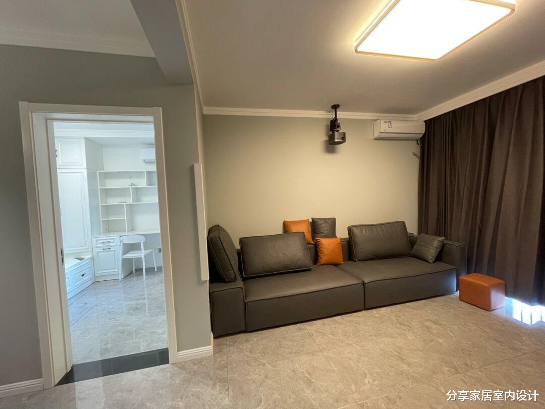 |这是我见过最简单的装修,全屋耐看又舒适,打造家庭影院很羡慕!