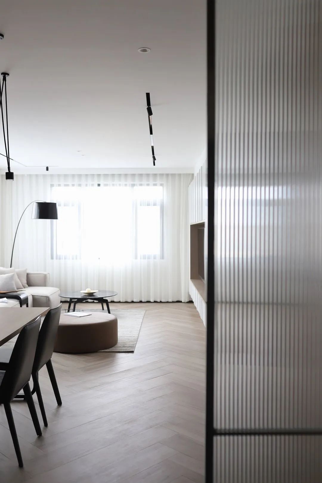 户型改造丨137㎡三室顶层简约风改造案例