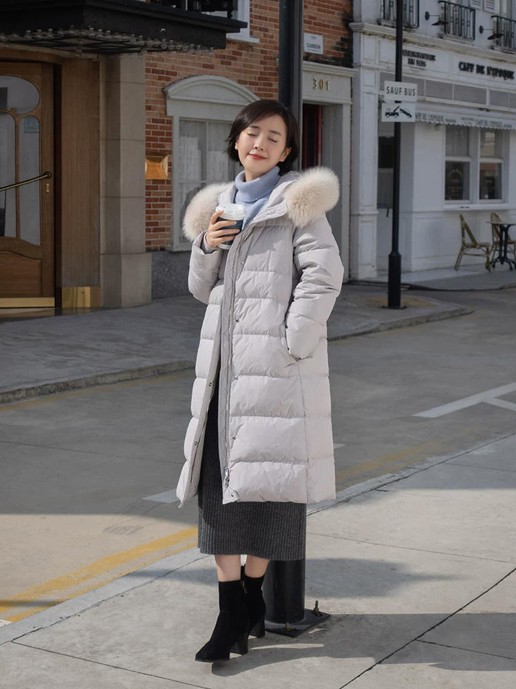 何有强 冬天想把羽绒服穿出时尚感，选择“4款”就够了，保暖又有女人味