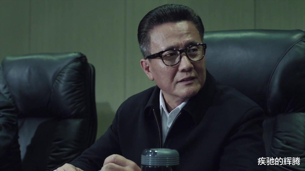 高育良|在《人民的名义》中，职权更大的高育良为何指挥不动达康书记呢？