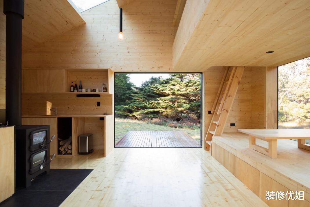 装修优姐|一对北漂夫妻，厌倦世俗回归深山造28㎡别墅，每天在森林醒来