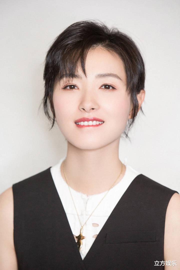 潜规则|曾因7次拒绝“潜规则”被封杀，今凭实力走红，被誉为最干净女星