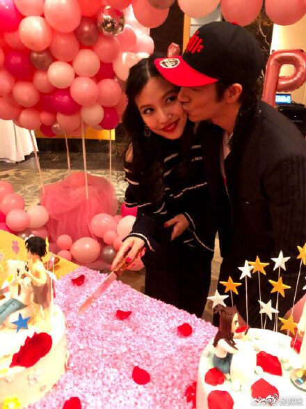 王力宏|王力宏终于出场！发文驳斥前妻并非不爱财，因婚姻问题看心理医生