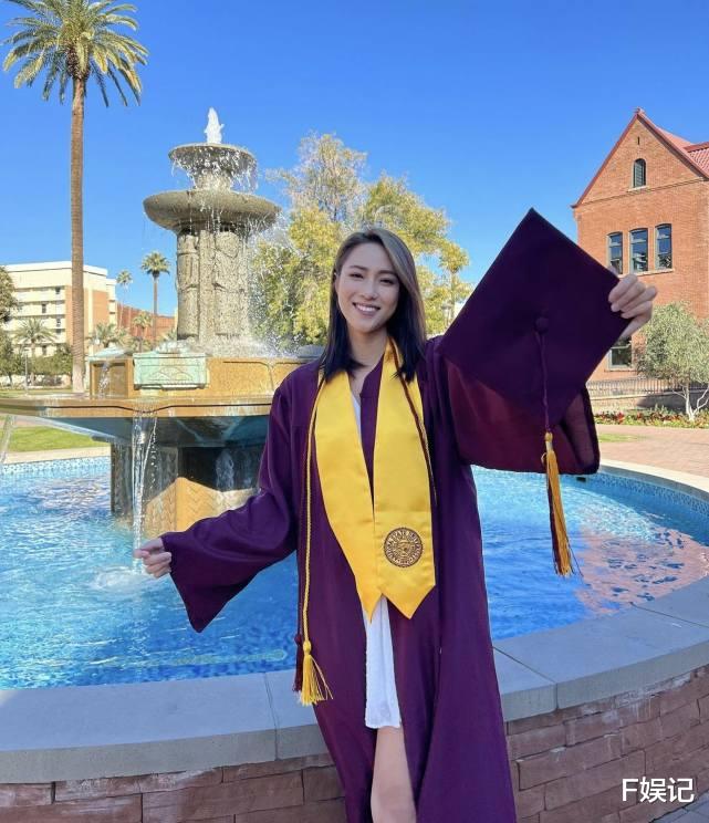 优酷|TVB力捧小花放假和爸爸去探妈妈 毕业两年才带家人去拍毕业照