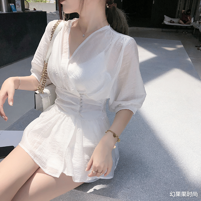 幻果果时尚|不喜欢穿裙子却又想要清凉舒适的小仙女，记得选择阔腿短裤！