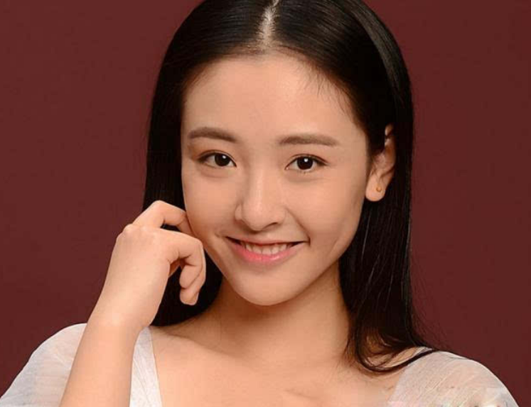 陈瑶|强行装嫩造反噬的女明星们，6位真“少女”告诉你们什么叫灵气