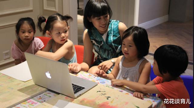 花花谈育儿|不要紧逼小孩子们独立,“拔苗助长”不可行,即便成功也是假的,慎重