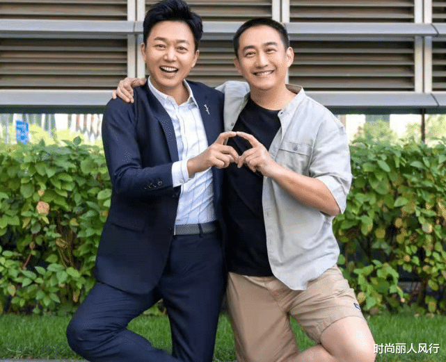 谢娜|黄磊近照帅回巅峰不敢认！暴瘦后大变样，剪寸头穿衬衣变得太年轻