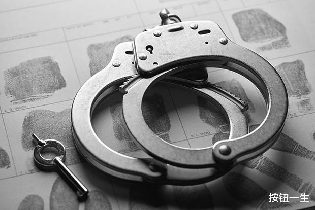 天理不容!儿子奸淫母亲,声称:“你不肯给我睡,就杀死你”